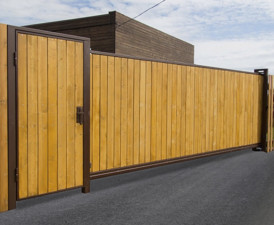 Деревянные ворота в Хадыженске